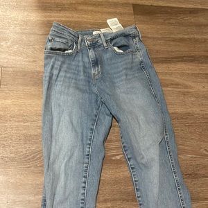 blue levi jeans